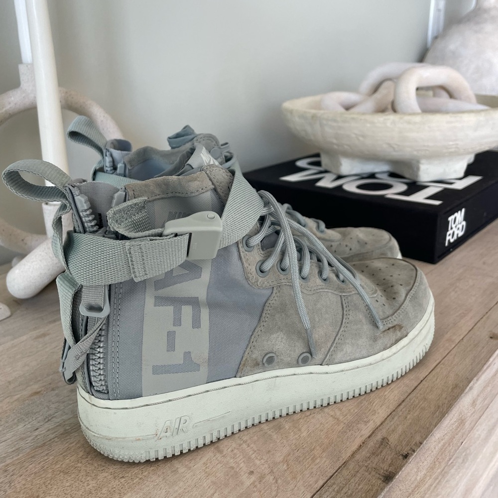 AF1 High-top